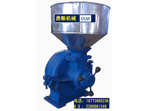 30型磨片式粉碎機(jī)、磨粉機(jī)磨粉機(jī)，磨片式，產(chǎn)量達(dá)1000公斤時(shí),粗細(xì)可調(diào)